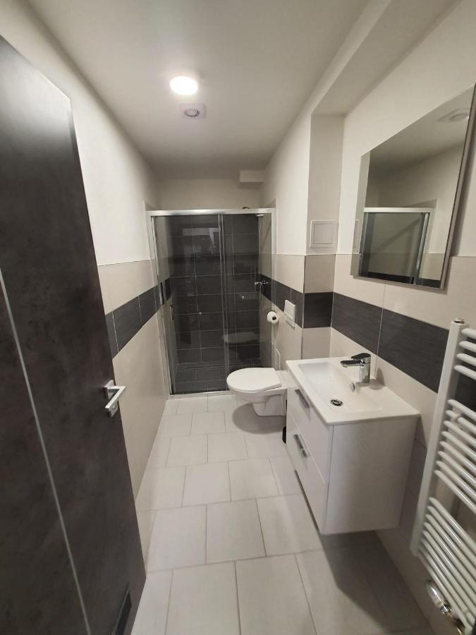 Penzion Tosa Klášterec nad Ohří Exterior foto