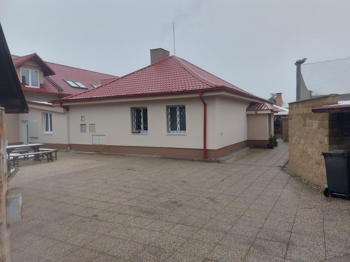 Penzion Tosa Klášterec nad Ohří Exterior foto