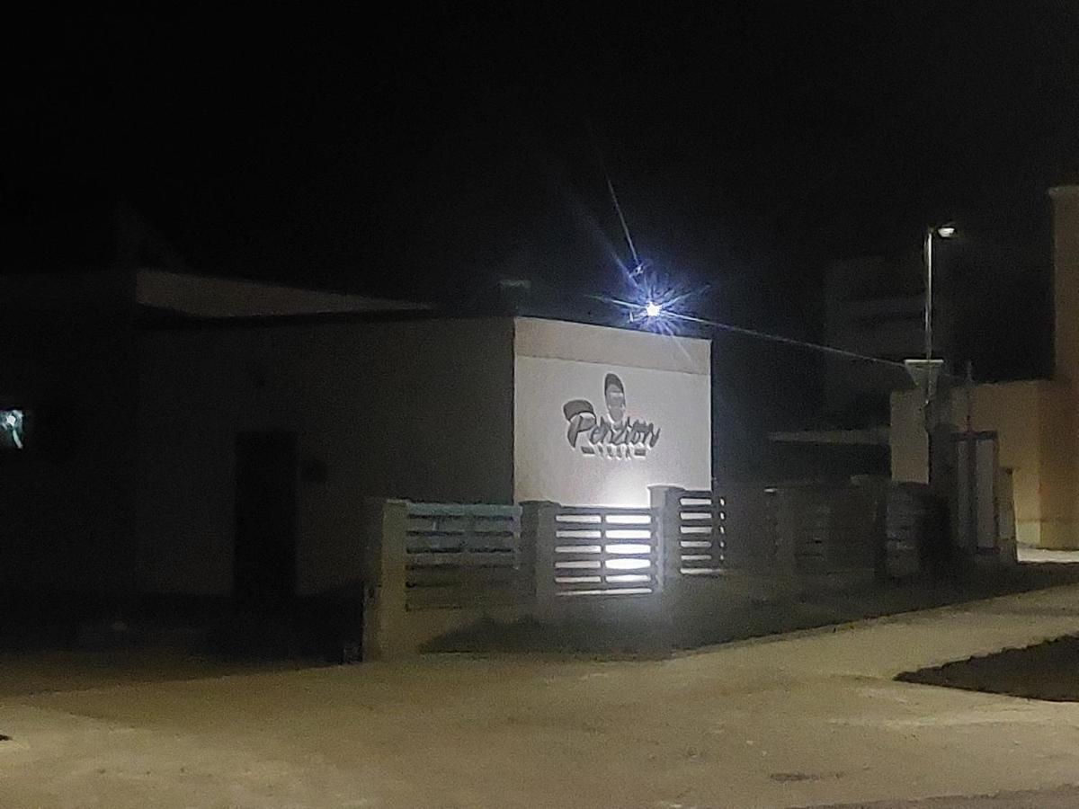 Penzion Tosa Klášterec nad Ohří Exterior foto